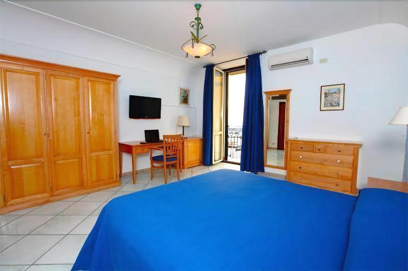 B&B L'Approdo Πιάνο ντι Σορέντο Εξωτερικό φωτογραφία